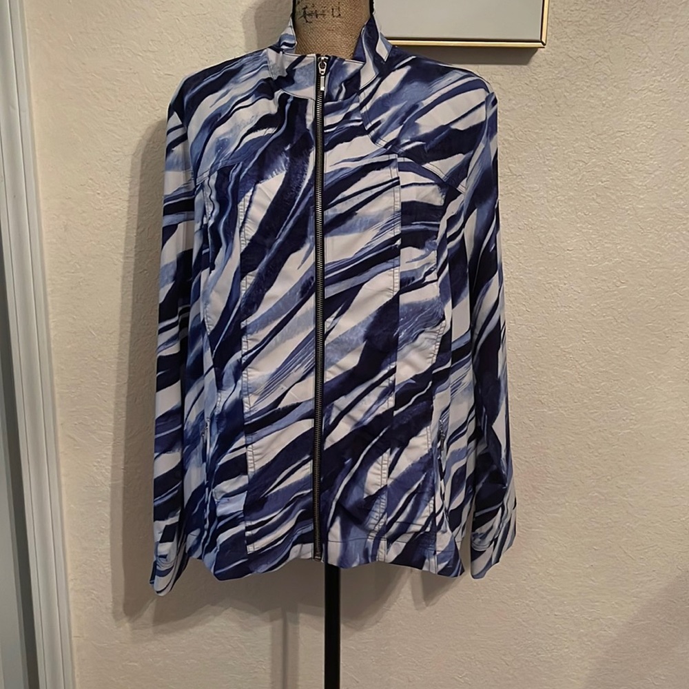 Chico’s Zenergy zip jacket